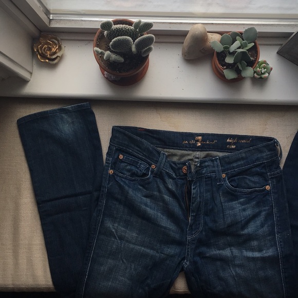 7 For All Mankind High Waist Edie Jeans - Picture 4 of 5